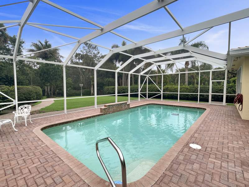 5 bedroom Single Family Residence at 299 SW Lost River Road, Lost River Manors, Stuart — photo 4