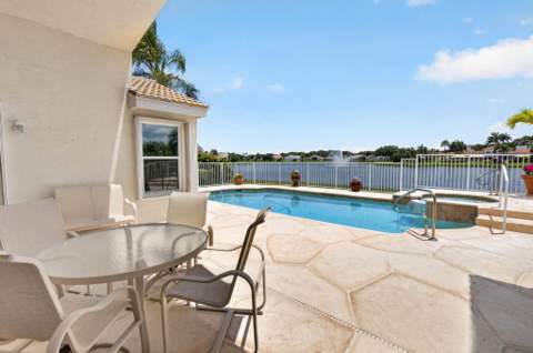 13461 Barcelona Lake Circle, Delray Beach FL - photo 11 of 107