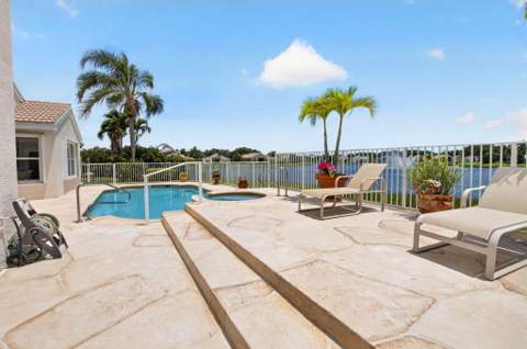 13461 Barcelona Lake Circle, Delray Beach FL - photo 8 of 107