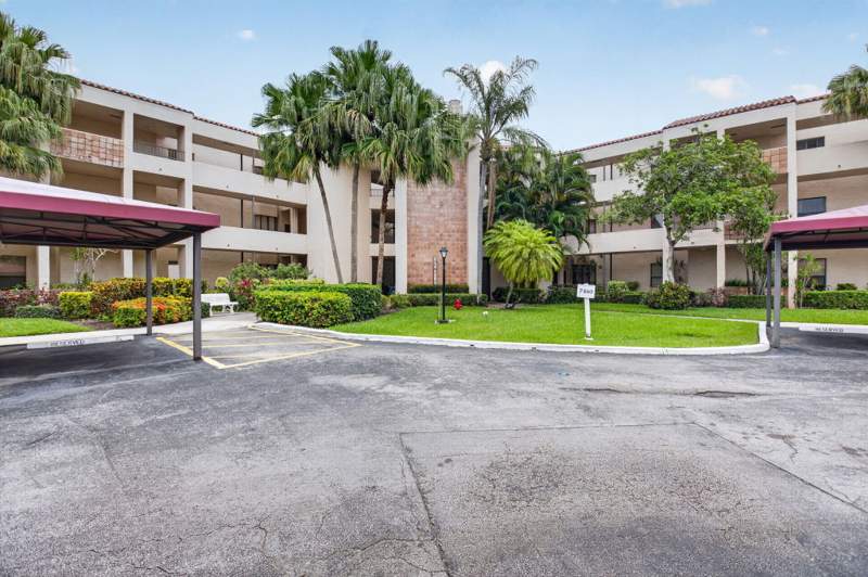 2 bedroom Condominium at 7460 La Paz Boulevard #306, La Paz At Boca Pointe, Boca Raton — photo 2