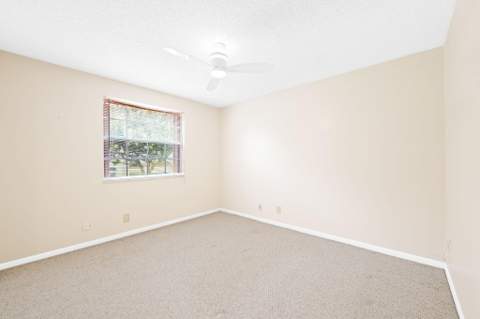 2712 Cayenne Avenue, Cooper City FL - photo 23 of 36