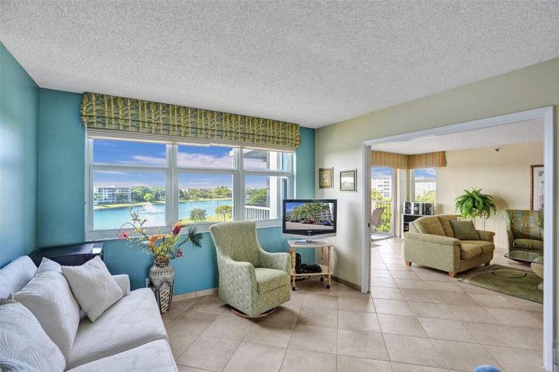 3 bedroom Condominium at 2900 N Course Drive #602, No 53 Palm-Aire Country Club, Pompano Beach — photo 2