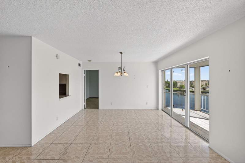 2 bedroom Condominium at 400 Diplomat Parkway #612, Fairways Riviera North Condo, Hallandale Beach — photo 5