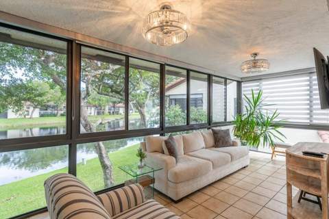 10624 Tropic Palm Avenue #202, Boynton Beach FL - photo 8 of 42