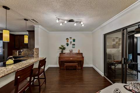 4413 NW 22nd Road #404, Coconut Creek FL - photo 7 of 39