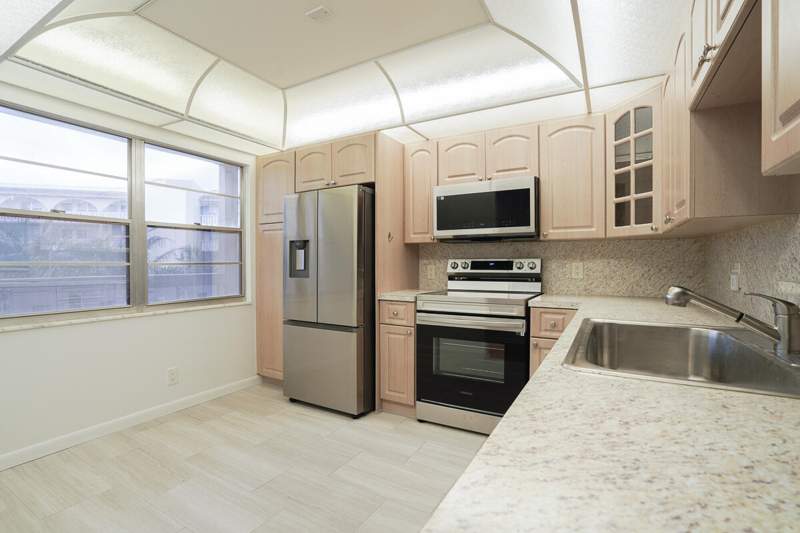 2 bedroom Condominium at 4401 Martinique Court #D2, Martinique Village II D Condo, Coconut Creek — photo 5