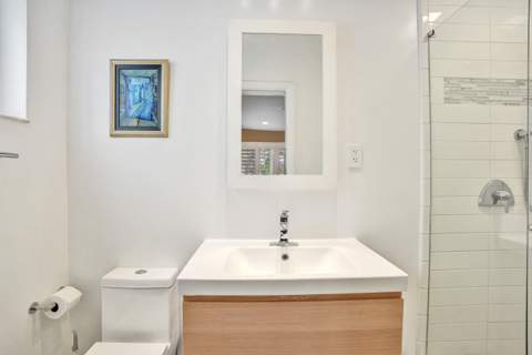 4641 NE 6th Avenue, Oakland Park FL - photo 17 of 33