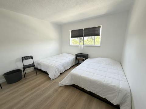 580 Egret Drive #305, Hallandale Beach FL - photo 9 of 20