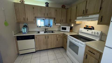 7911 Southgate Boulevard #B2, North Lauderdale FL - photo 11 of 21
