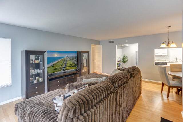 2 bedroom Condominium at 1010 Green Pine Boulevard #E1, Palm Club Village I Condo, West Palm Beach — photo 5