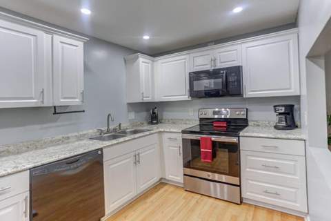 1010 Green Pine Boulevard #E1, West Palm Beach FL - photo 6 of 26