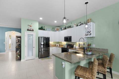 10771 SW Waterway Lane, Port St. Lucie FL - photo 16 of 50