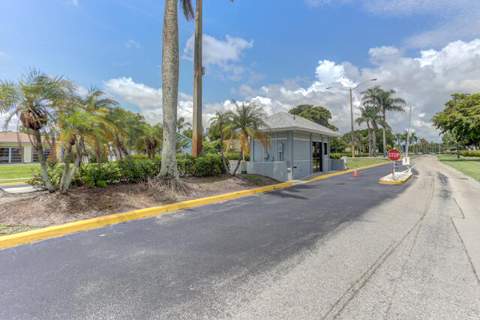 1010 Green Pine Boulevard #E1, West Palm Beach FL - photo 24 of 26
