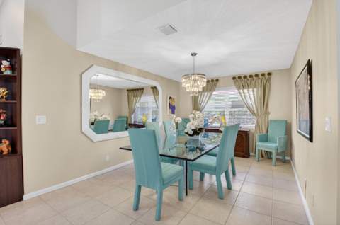 5590 Royal Lake Circle, Boynton Beach FL - photo 7 of 74