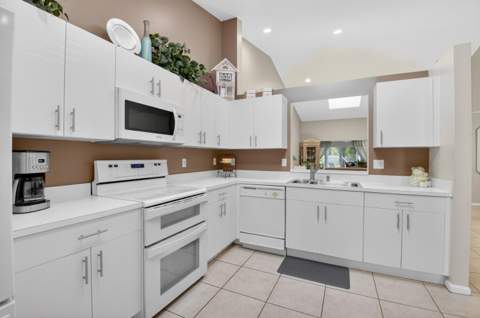 5590 Royal Lake Circle, Boynton Beach FL - photo 16 of 74