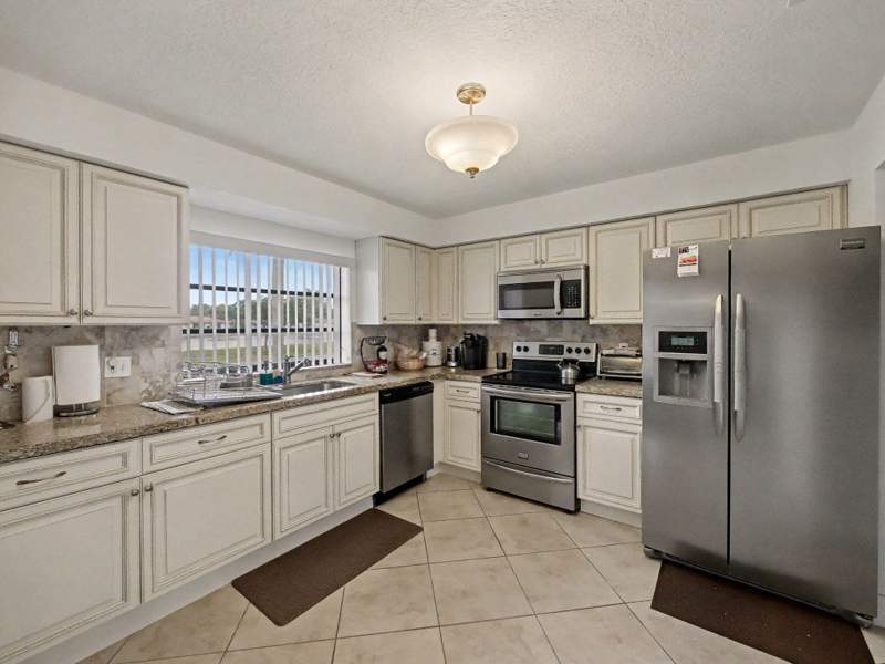 2 bedroom Villa at 4759 Storkwood Terrace #A, Greentree Villas Condo, Boynton Beach — photo 5