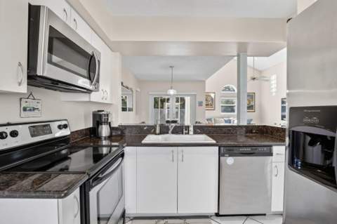 1306 SE 5th Court, Dania Beach FL - photo 9 of 43