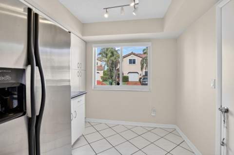 1306 SE 5th Court, Dania Beach FL - photo 11 of 43