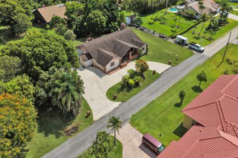 17151 SW 62nd Court, Southwest Ranches FL - photo 6 of 49