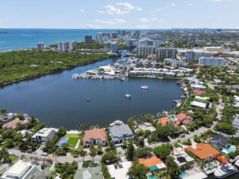 2 bedroom Condominium at 2751 NE 15th Street #103, Devon House Condo, Fort Lauderdale — photo 5