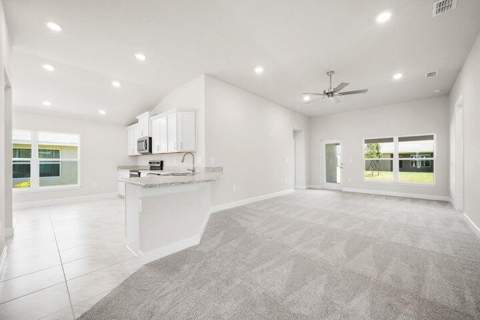 5530 Lugo Street, Fort Pierce FL - photo 6 of 33