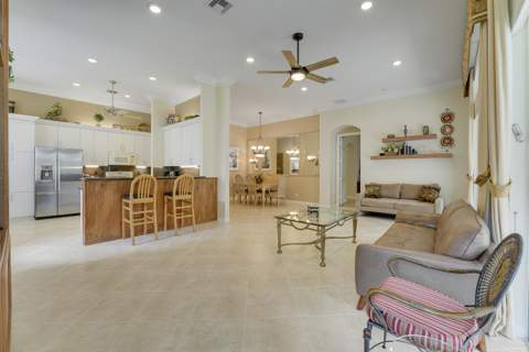 6554 Pavone Street, Lake Worth FL - photo 15 of 60