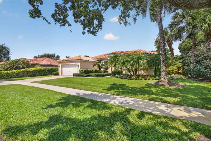 4 bedroom Single Family Residence at 9954 SE Osprey Pointe Drive, Osprey Cove Yacht Club, Hobe Sound — photo 2