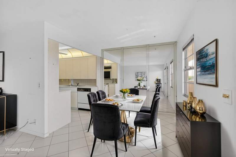 2 bedroom Condominium at 4059 Guildford D, Century Village , Boca Raton — photo 5