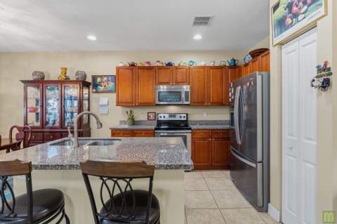 5809 NW 46th Lane, Tamarac FL - photo 11 of 73