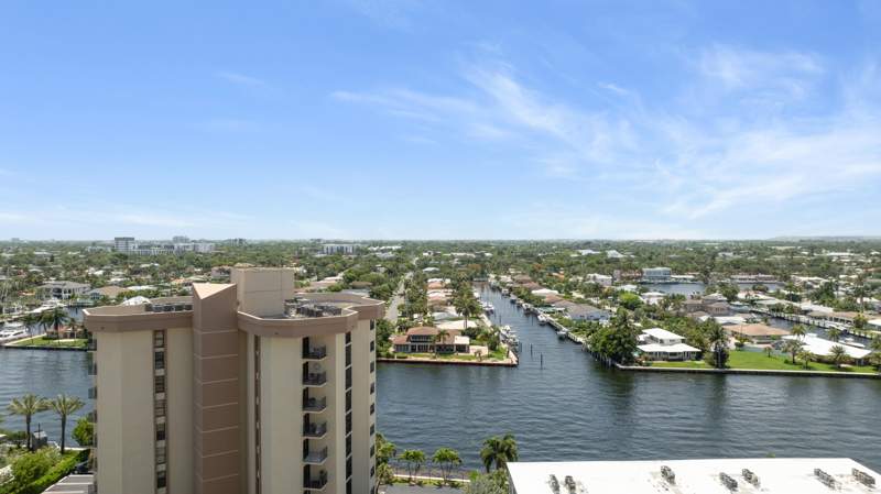 1 bedroom Condominium at 405 N Ocean Boulevard #815, Parliament House Condo, Pompano Beach — photo 2