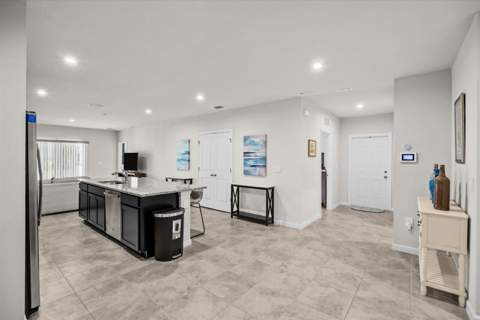 843 Persimmon Place, Fort Pierce FL - photo 7 of 35