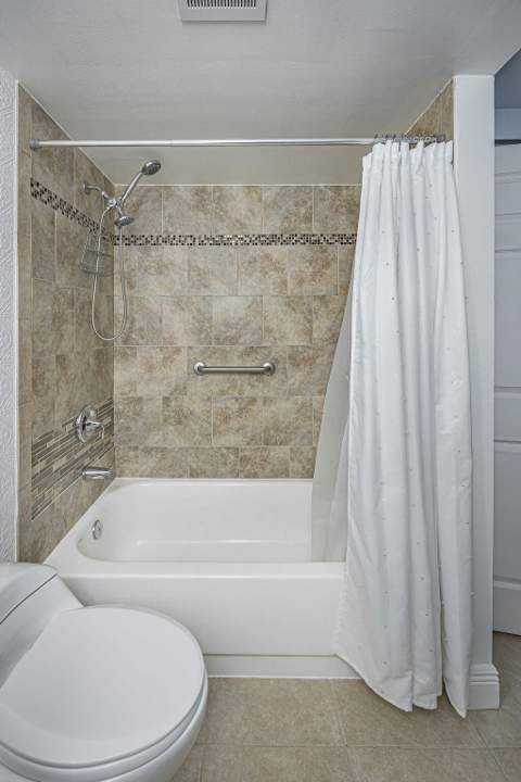 539 Shady Pine Way #B2, Greenacres FL - photo 16 of 29