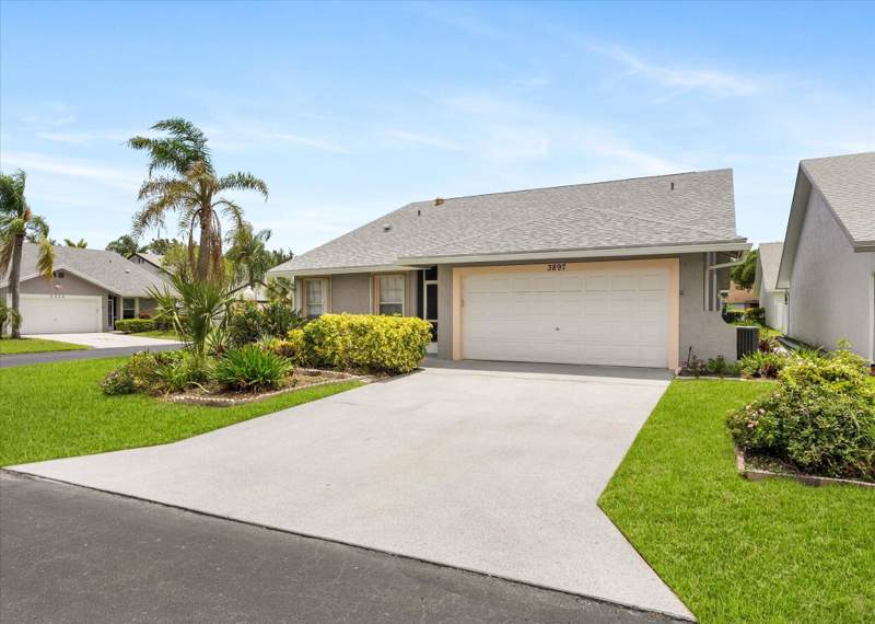 3 bedroom Single Family Residence at 3897 Dafilee Circle, Cypress Lakes 10, West Palm Beach — photo 2
