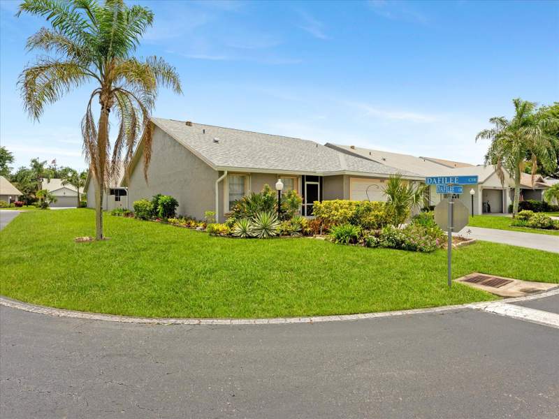 3 bedroom Single Family Residence at 3897 Dafilee Circle, Cypress Lakes 10, West Palm Beach — photo 3