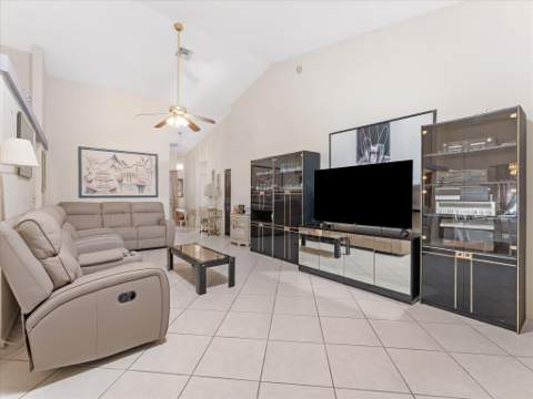 3897 Dafilee Circle, West Palm Beach FL - photo 9 of 49