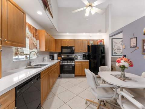 3897 Dafilee Circle, West Palm Beach FL - photo 11 of 49