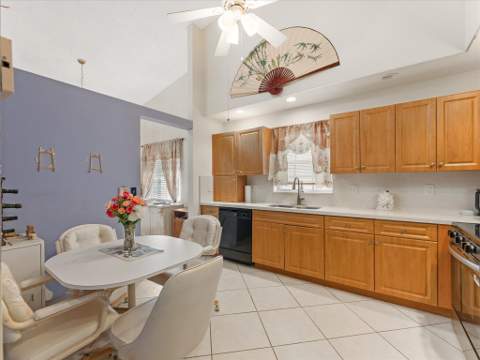 3897 Dafilee Circle, West Palm Beach FL - photo 13 of 49
