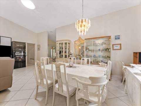 3897 Dafilee Circle, West Palm Beach FL - photo 16 of 49