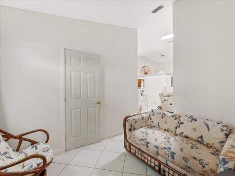 3897 Dafilee Circle, West Palm Beach FL - photo 20 of 49