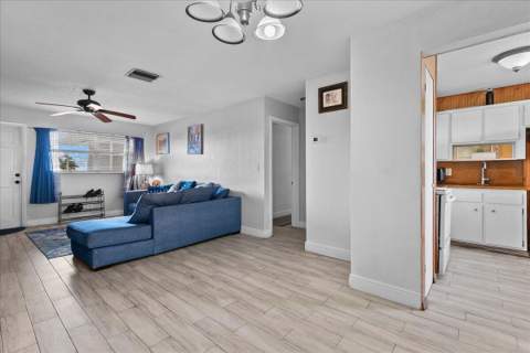 941 Crystal Lake Drive #402, Deerfield Beach FL - photo 8 of 23