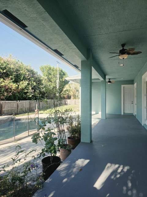 757 SW 36th Terrace, Palm City FL - photo 10 of 37