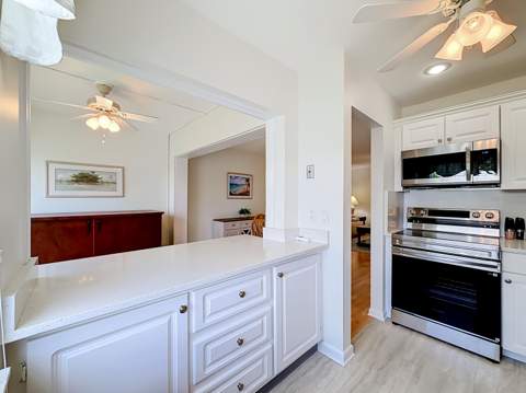 12 Colonial Club Drive #202, Boynton Beach FL - photo 8 of 56