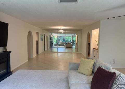 1639 Embassy Drive #202, West Palm Beach FL - photo 6 of 16