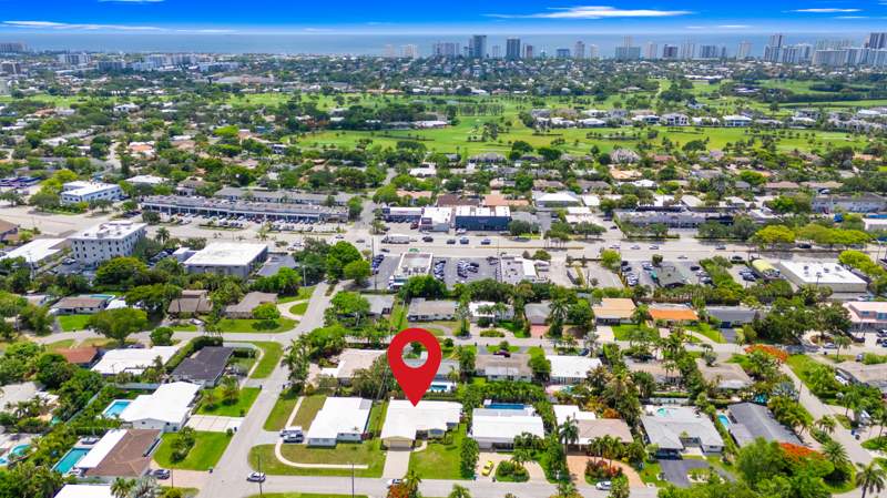 4 bedroom Single Family Residence at 4240 NE 19th Avenue, Coral Heights Sec One, Oakland Park — photo 4