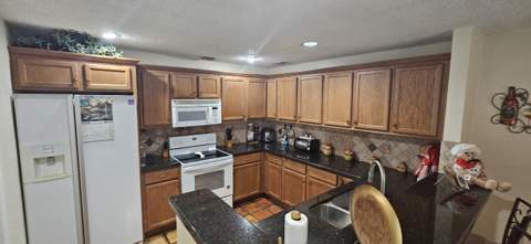 11453 Lakeview Drive #4a, Coral Springs FL - photo 16 of 44