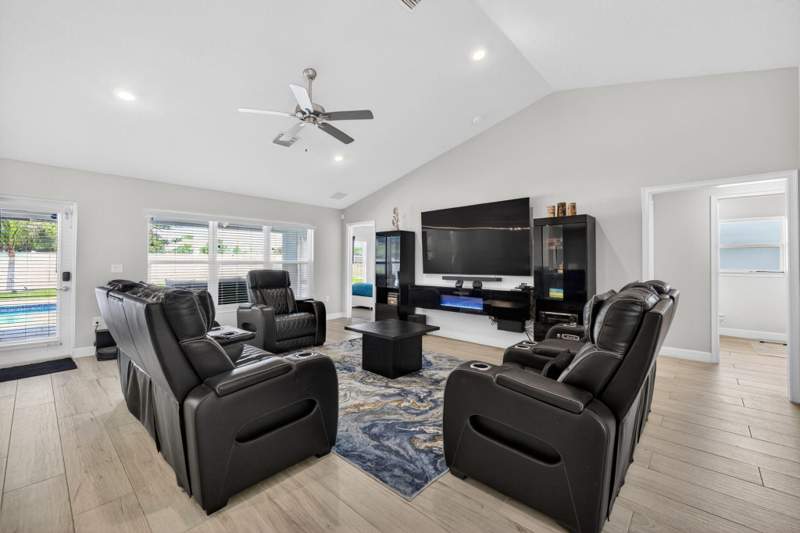 4 bedroom Single Family Residence at 6748 NW Mamie Court, Port St Lucie Section 48 1st Replat, Port St. Lucie — photo 5