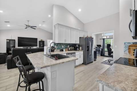 6748 NW Mamie Court, Port St. Lucie FL - photo 8 of 48