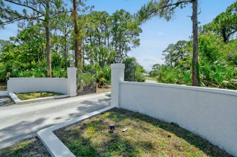 425 N Ffa Road, Fort Pierce FL - photo 7 of 107