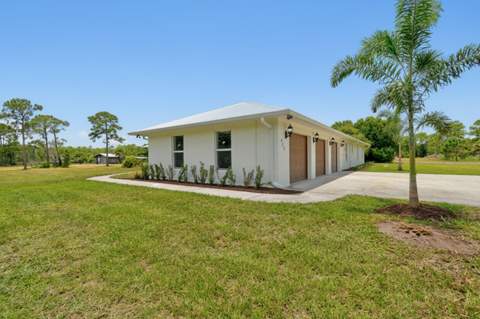 425 N Ffa Road, Fort Pierce FL - photo 18 of 107