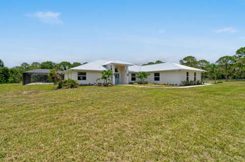 425 N Ffa Road, Fort Pierce FL - photo 6 of 107
